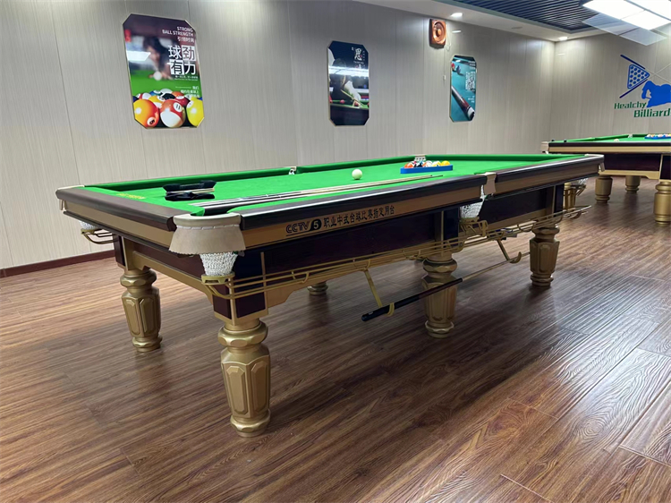 9ft pool table room  Snooker table 